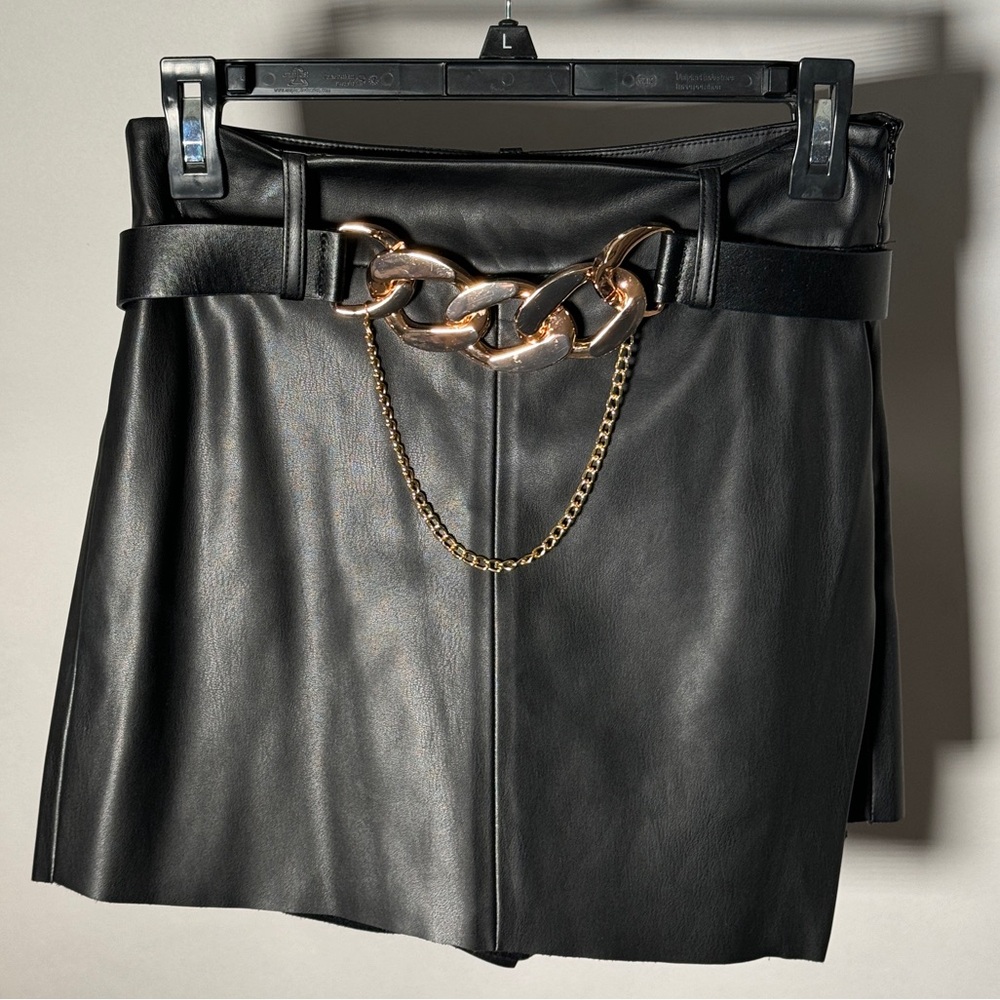 Black Skort with Gold Chain, Zara, Size S
